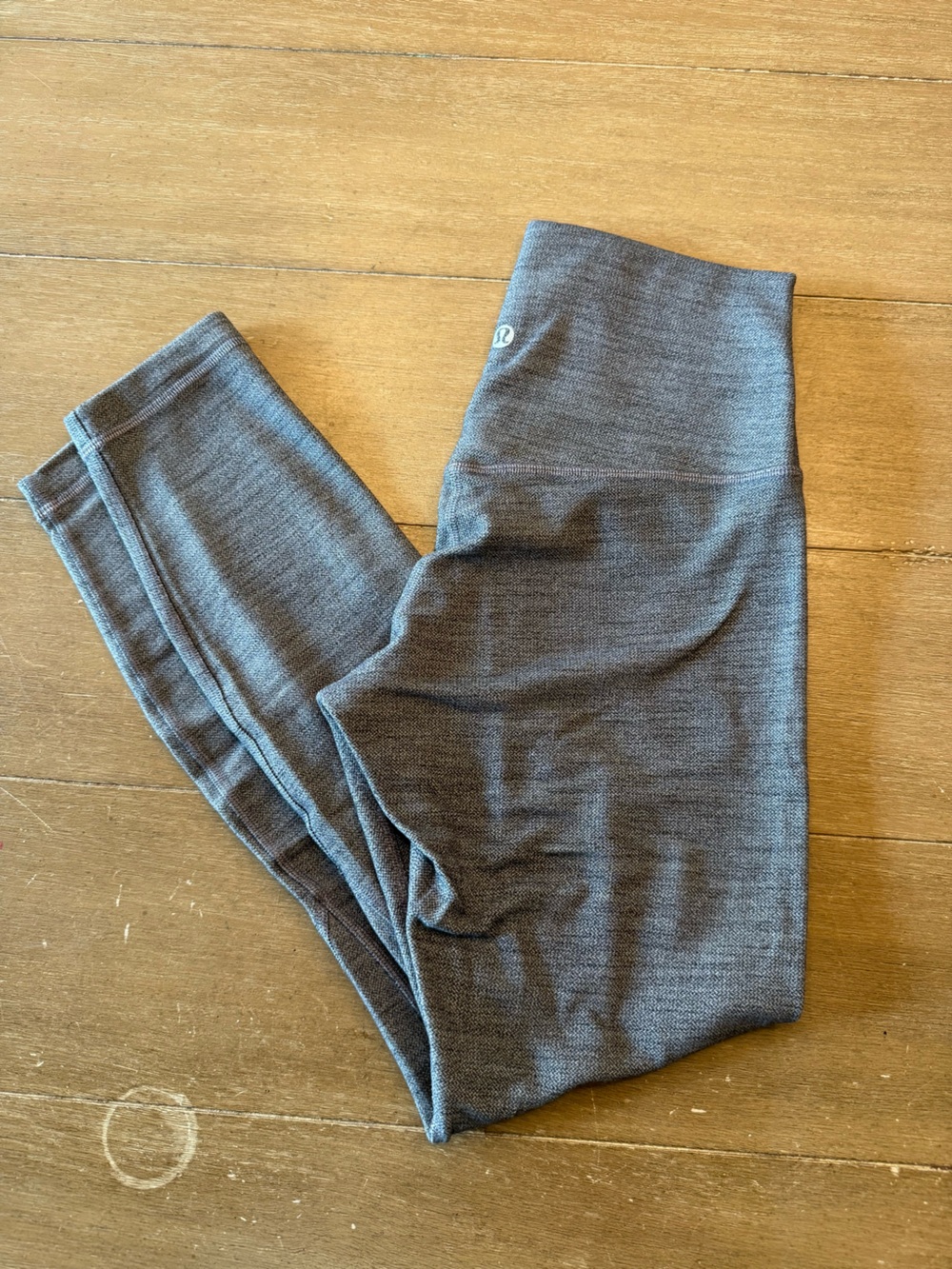 lululemon athletica ALIGN SIZE 6